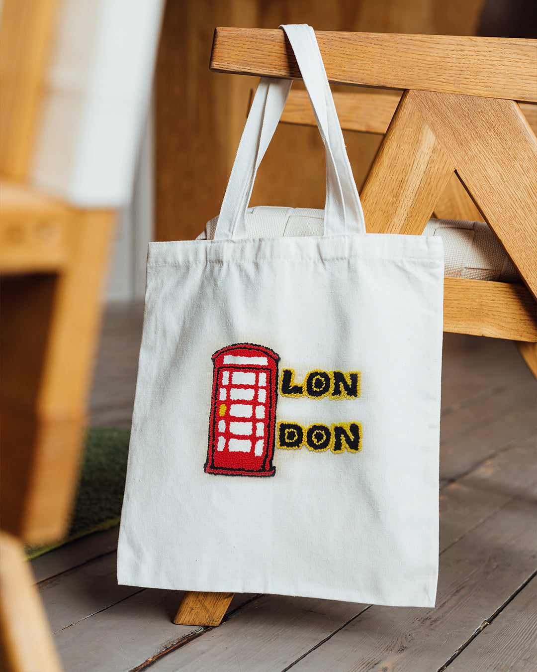 HANDMADE PUNCH NEEDLE TOTE BAG - LONDON TELEPHONE BOOTH