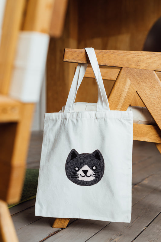 HANDMADE PUNCH NEEDLE TOTE BAG - CAT (DARK GREY)