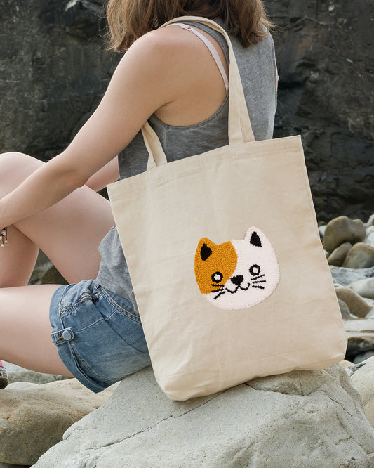 Two-tone cat face punch needle canvas tote bag on natural cotton